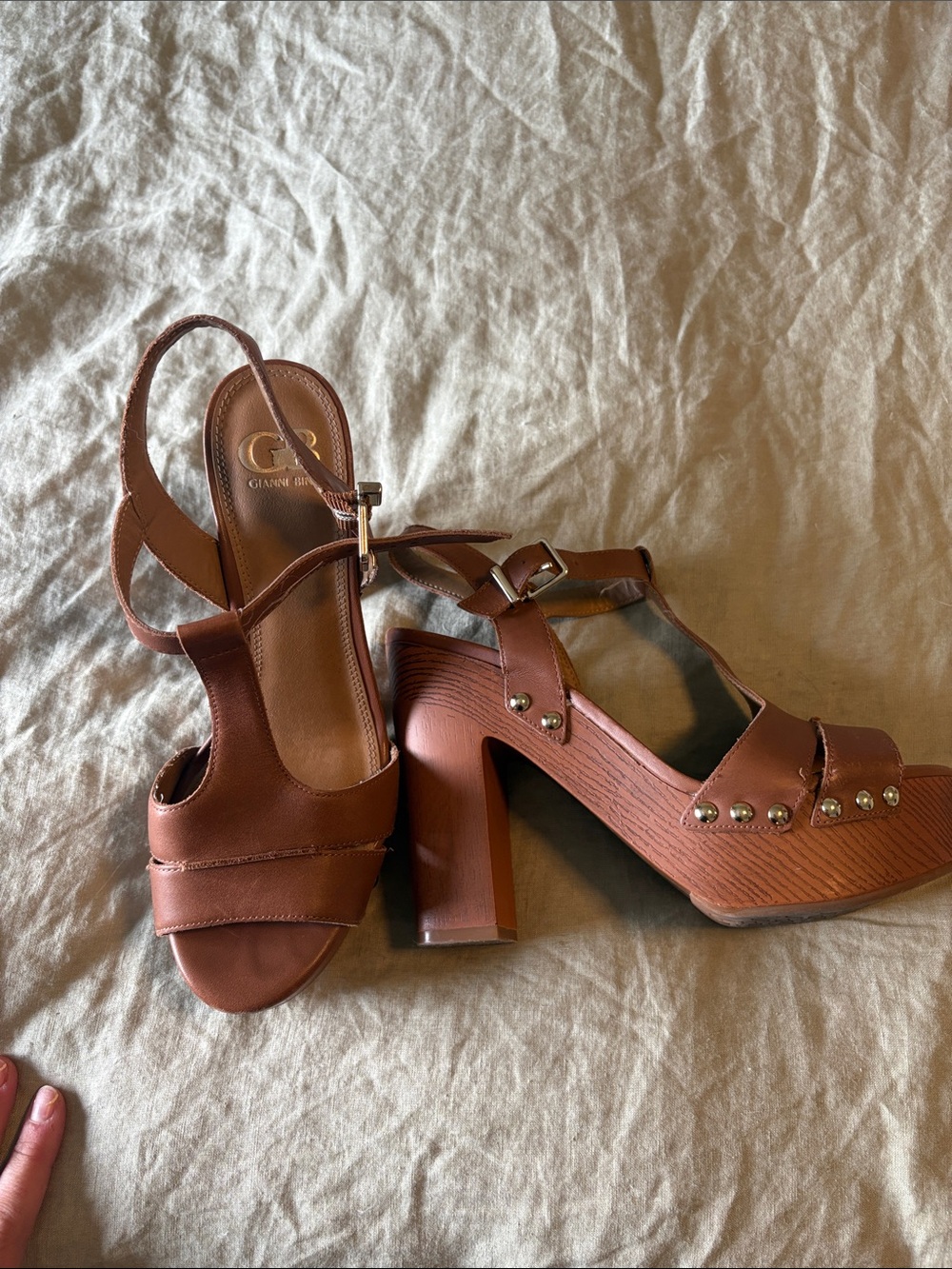 Gianni Bini Cognac Brown Platform Slingback Heels